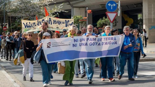 Manifestació per l'aigua a Girona, #NoEnRaja, #6AGirona
